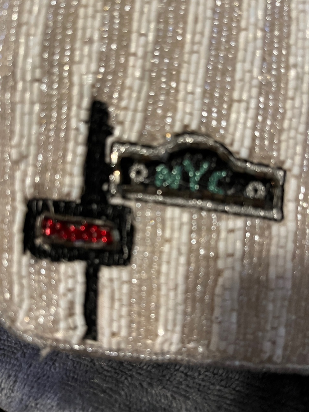 Beaded Ivory Taxi-Embroidered Shoulder Bag - Picture 4 of 12